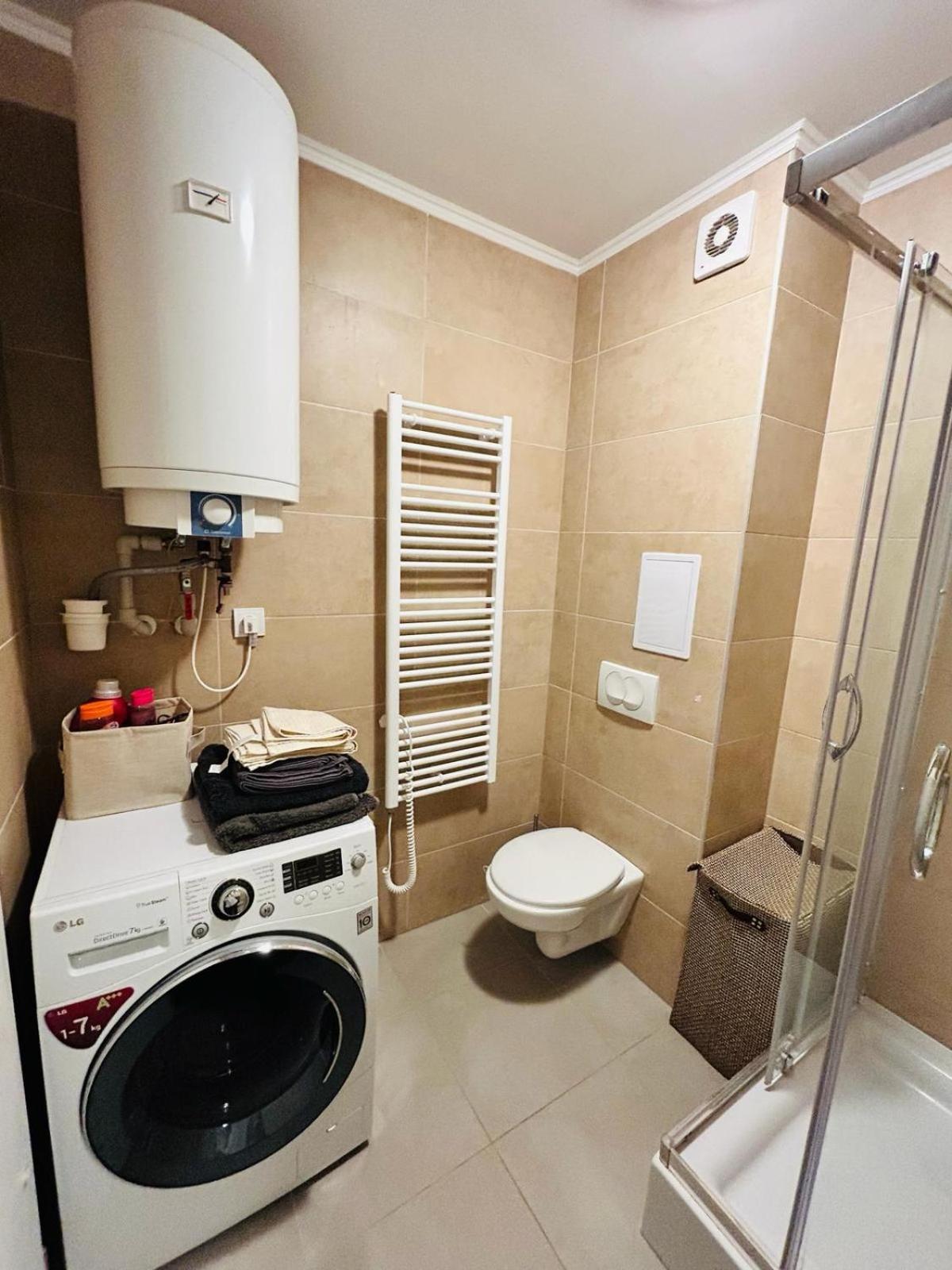 Krasny Utulny S Balkonom A Parkovanim! Apartament *